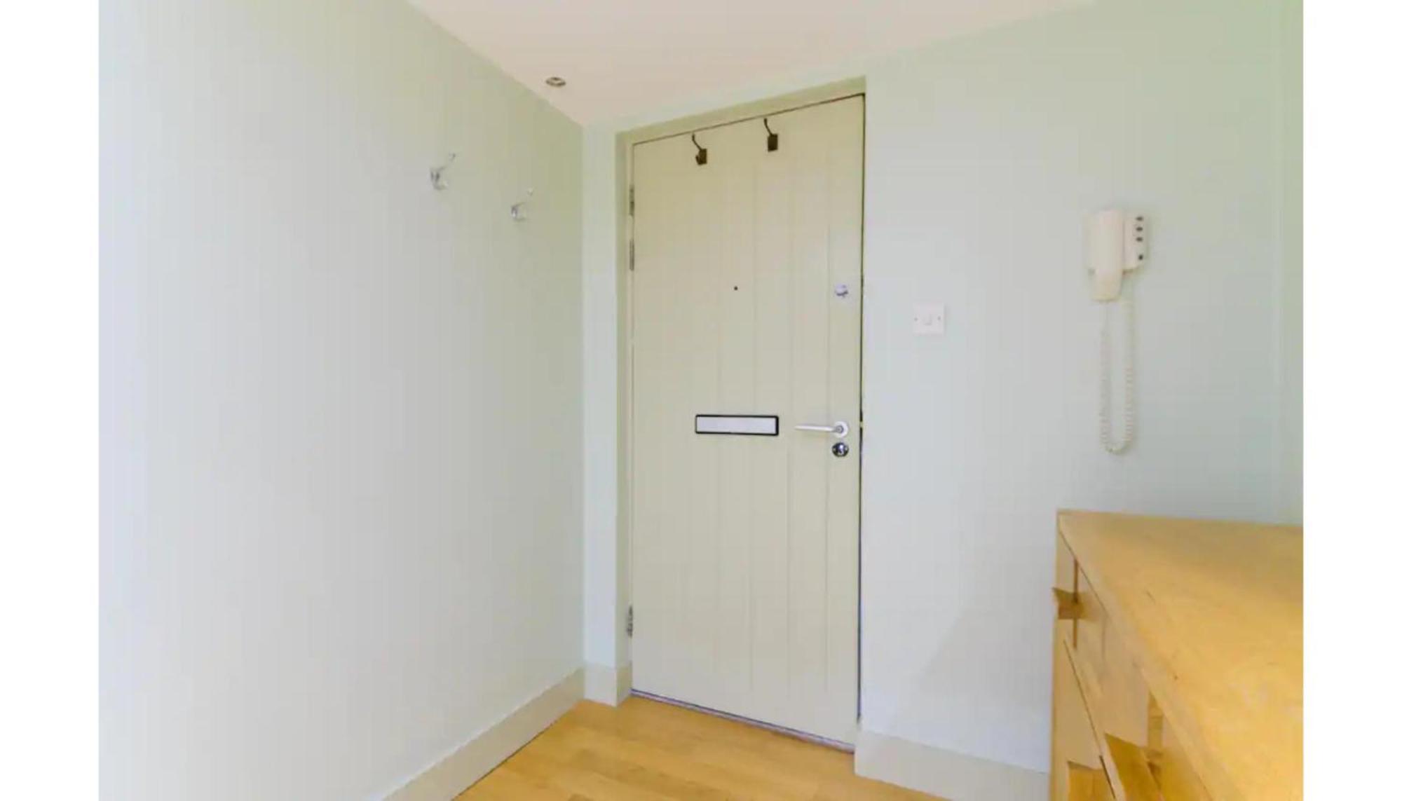 Modern Flat In The Middle Of Old Town Leilighet EDI Eksteriør bilde