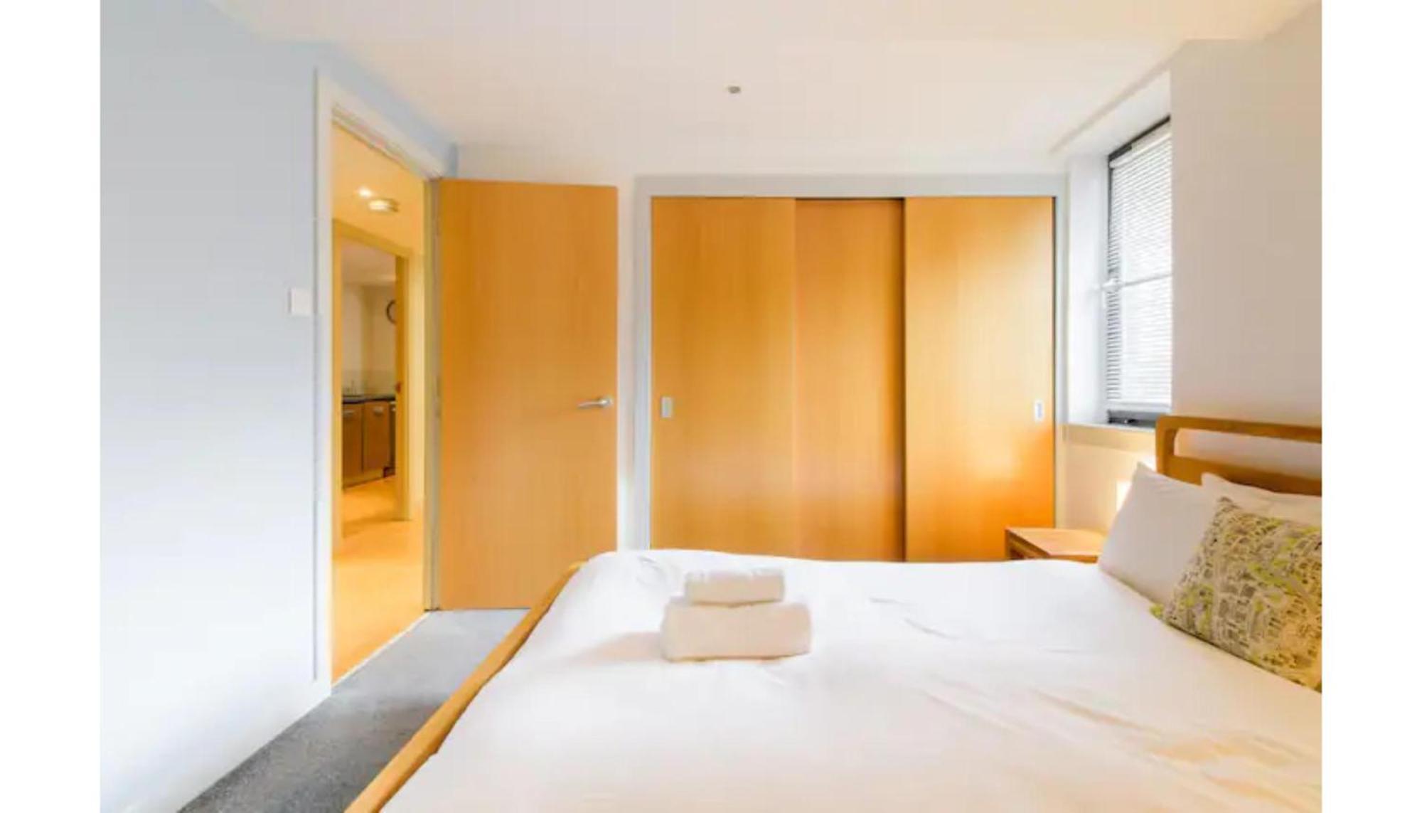 Modern Flat In The Middle Of Old Town Leilighet EDI Eksteriør bilde